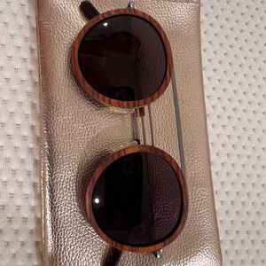 Bamboo polarized sunglasses